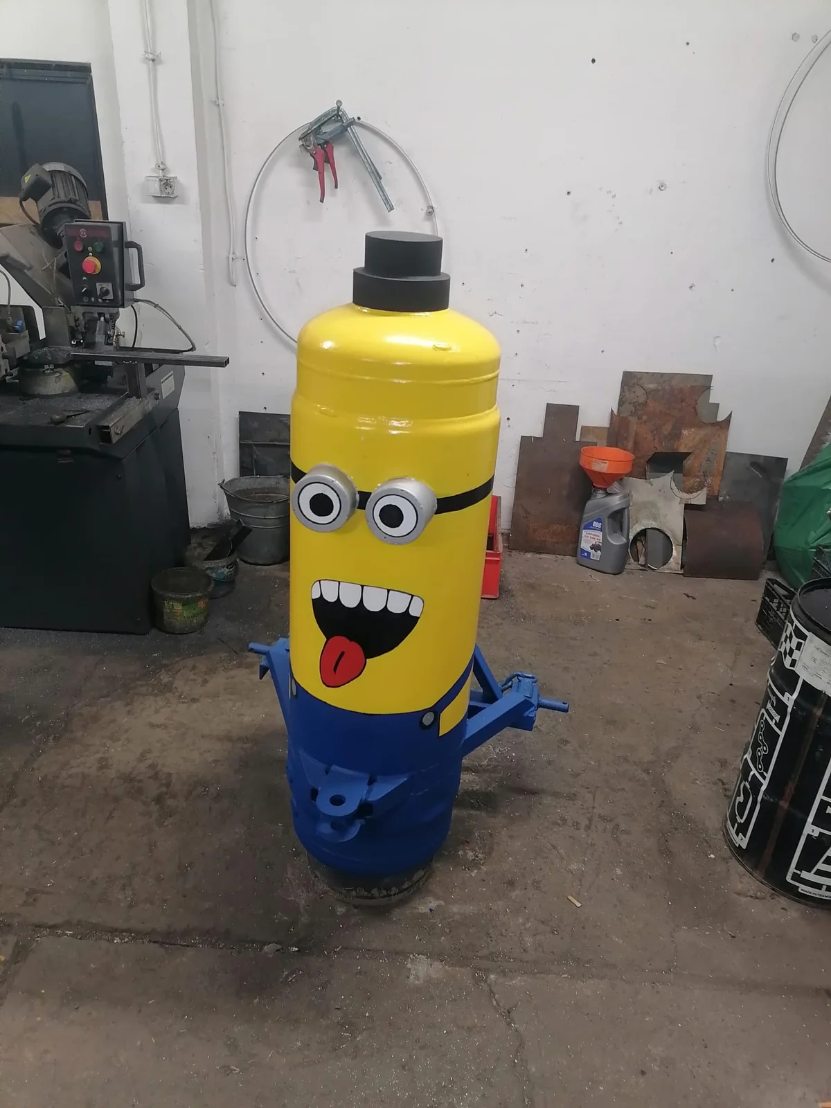 MINIONEK